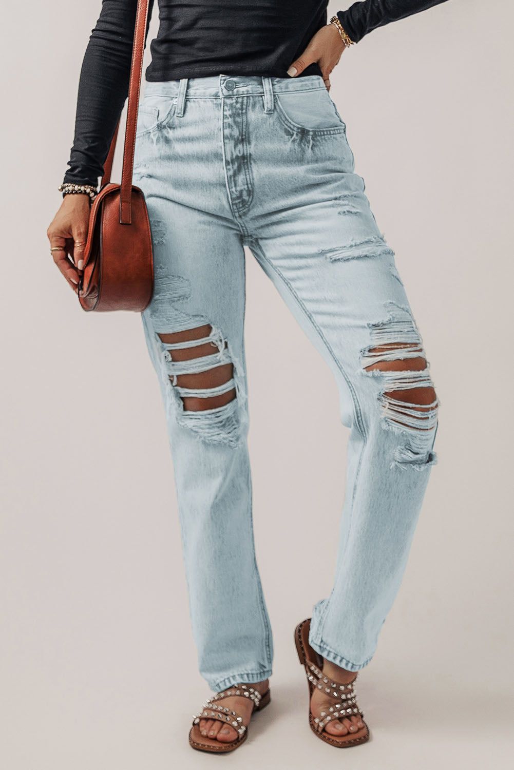 Distressed Buttoned Jeans with Pockets